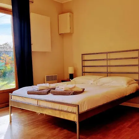 4 Bedroom With Private Pool And Garden Tatil Evi Saint-Just-Luzac