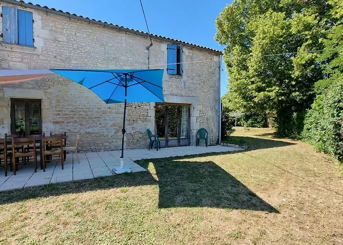 Casa de Férias 4 Bedroom With Private Pool And Garden Saint-Just-Luzac