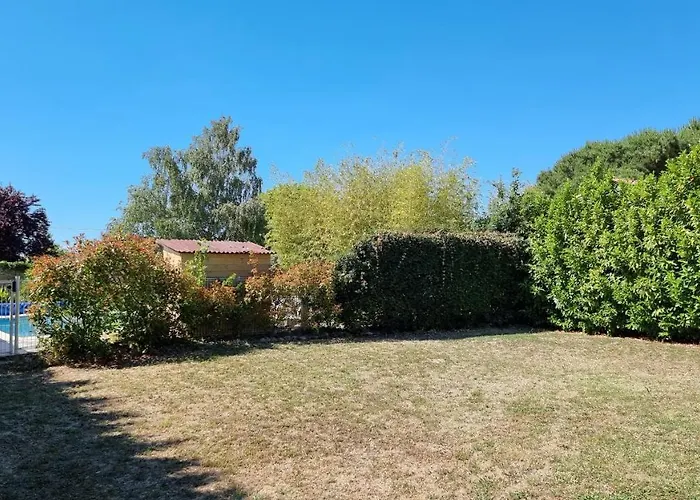 4 Bedroom With Private Pool And Garden * Saint-Just-Luzac