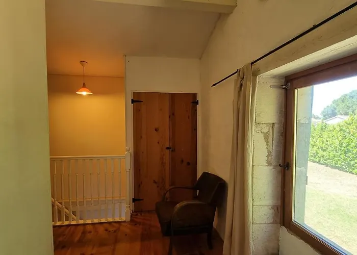 4 Bedroom With Private Pool And Garden Casa de Férias *