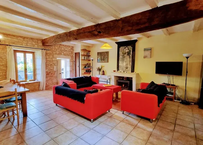 4 Bedroom With Private Pool And Garden Casa de Férias *