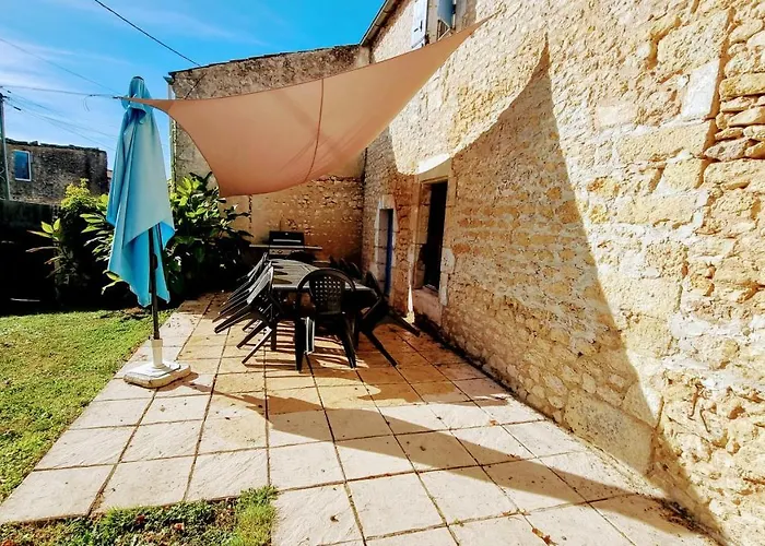 4 Bedroom With Private Pool And Garden * Saint-Just-Luzac